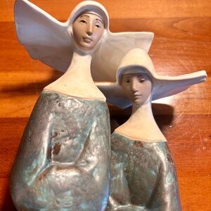 Llardo Collectable "Praying Nuns"